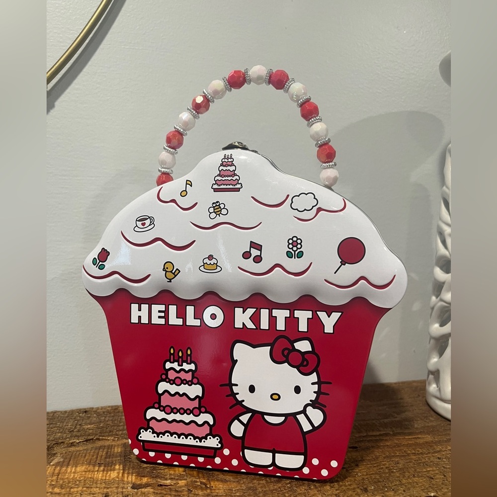New! Hello Kitty!